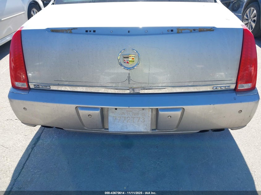 2006 Cadillac Dts Standard VIN: 1G6KD57Y46U226570 Lot: 43670614