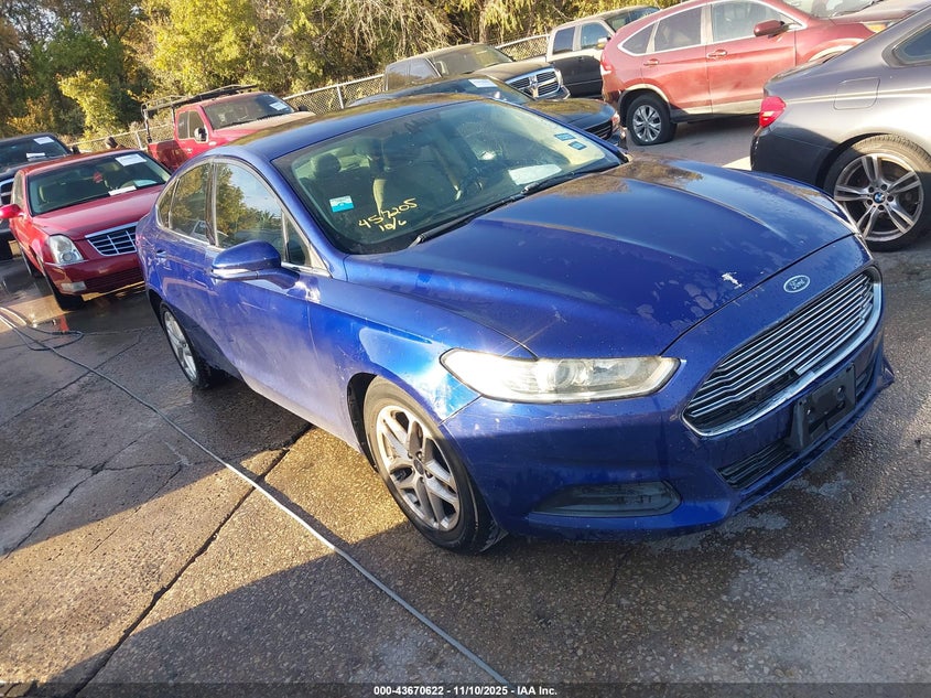 FORD FUSION SE