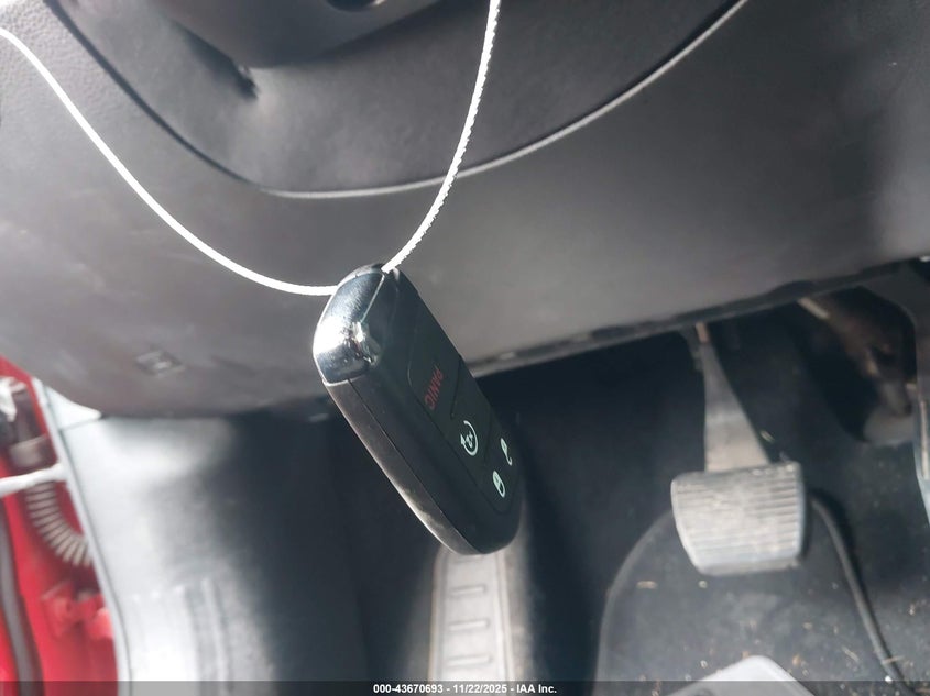 2017 Jeep Renegade Latitude Fwd VIN: ZACCJABB9HPG26862 Lot: 43670693