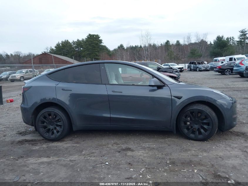 2021 Tesla Model Y Long Range Dual Motor All-Wheel Drive VIN: 5YJYGDEE2MF063246 Lot: 43670707