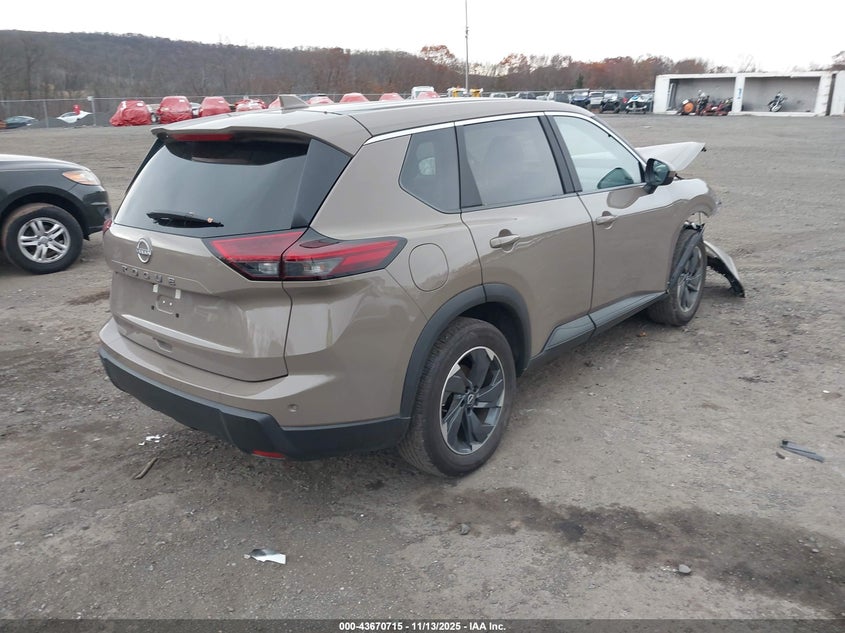 5N1BT3BA2SC834016 2025 NISSAN ROGUE photo no. 4