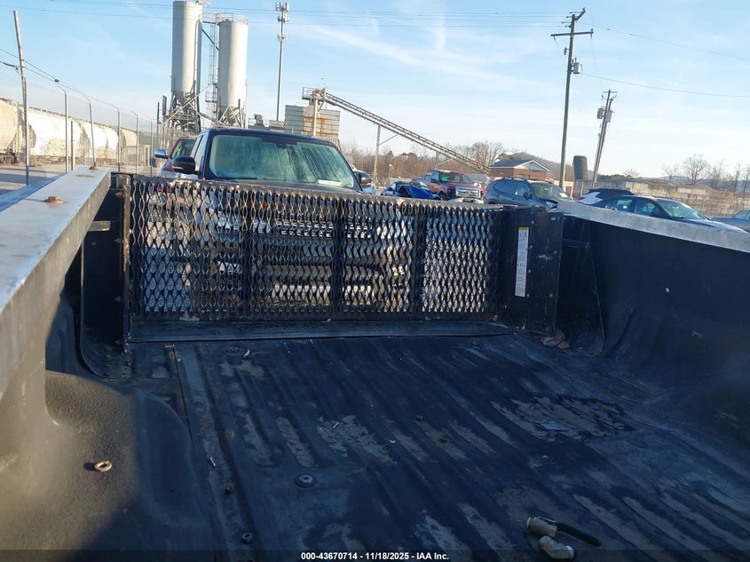 1FTBF2A66FED56857 2015 FORD F250 photo no. 3