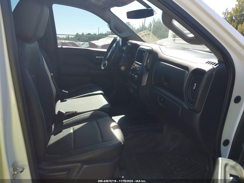 3GCUYAEF1KG273718 2019 CHEVROLET SILVERADO photo no. 5