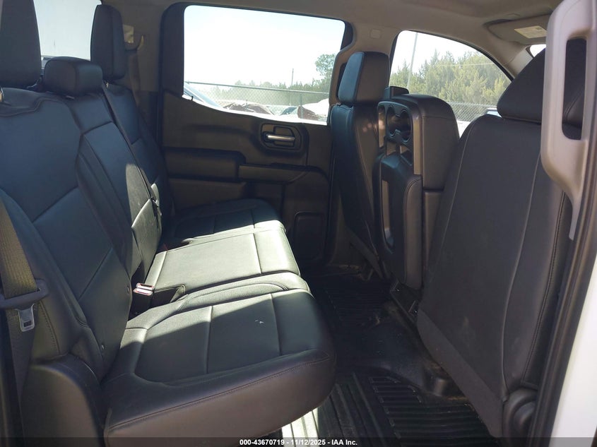 3GCUYAEF1KG273718 2019 CHEVROLET SILVERADO photo no. 8