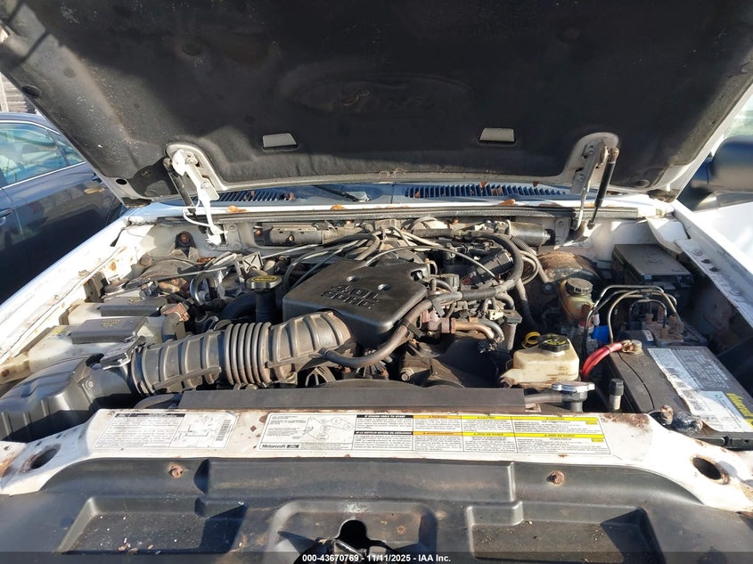 2002 Ford Explorer Sport Trac VIN: 1FMZU77E62UC38786 Lot: 43670769