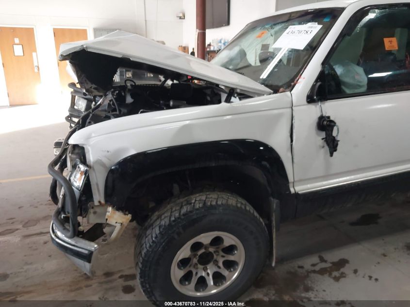 1999 Chevrolet Tahoe VIN: 3GNEK18RXXG158979 Lot: 43670783