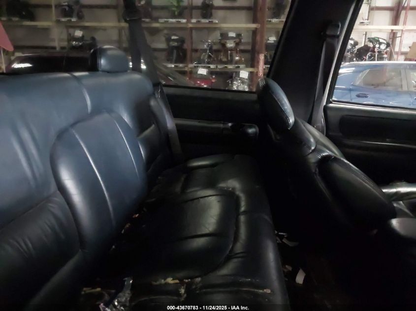 1999 Chevrolet Tahoe VIN: 3GNEK18RXXG158979 Lot: 43670783