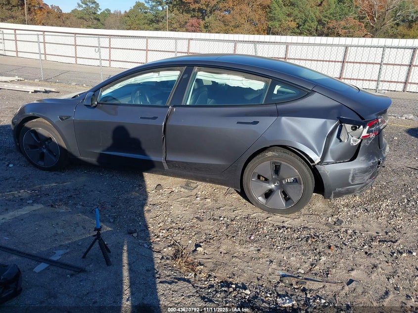2023 Tesla Model 3 Rear-Wheel Drive VIN: 5YJ3E1EA1PF639117 Lot: 43670792
