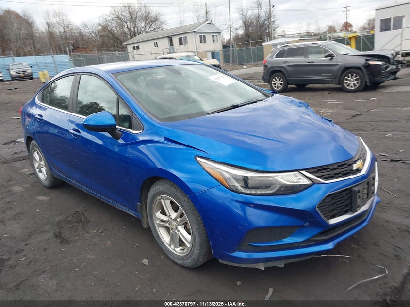 CHEVROLET CRUZE LT AUTO