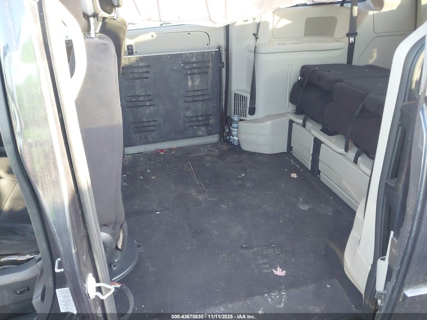 2014 Dodge Grand Caravan Sxt VIN: 2C4RDGCG7ER213957 Lot: 43670830