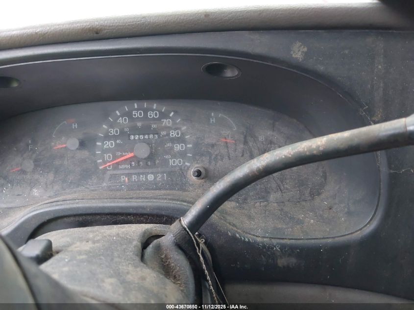 2001 Ford E-350 Super Duty Commercial/Recreational VIN: 1FTSE34F41HA02203 Lot: 43670850