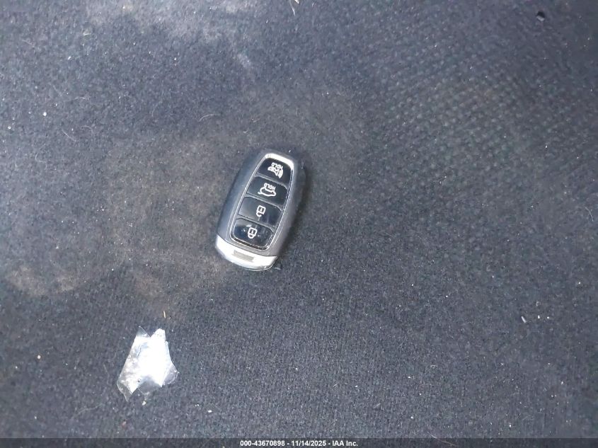 2019 Hyundai Veloster Turbo VIN: KMHTH6AB0KU005876 Lot: 43670898