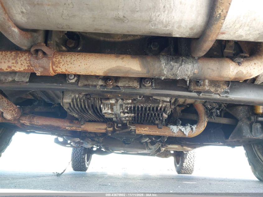 1986 Volkswagen Vanagon Campmobile VIN: WV2ZB0251GH092386 Lot: 43670902