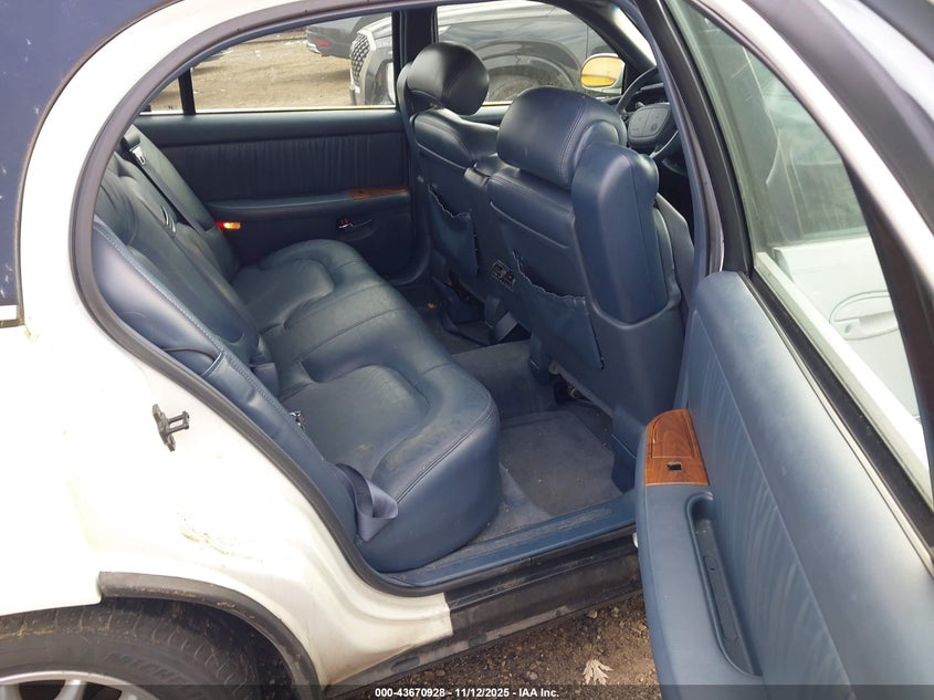 1999 Buick Park Avenue VIN: 1G4CW52K7X4652684 Lot: 43670928