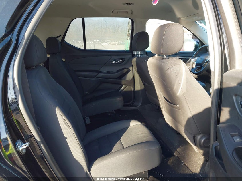 2018 CHEVROLET TRAVERSE LS - 1GNERFKW4JJ237433