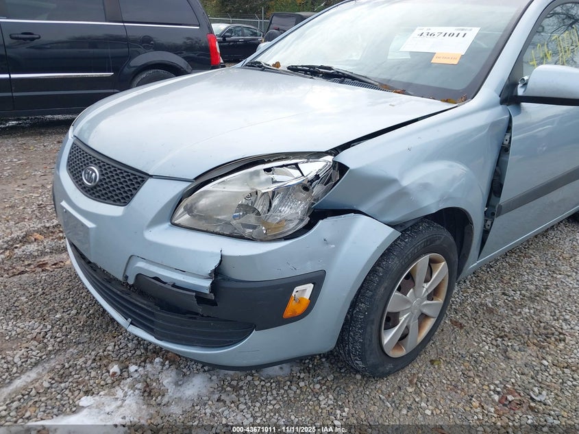 2006 Kia Rio Lx VIN: KNADE123766158757 Lot: 43671011