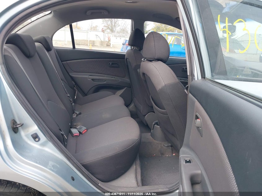 2006 Kia Rio Lx VIN: KNADE123766158757 Lot: 43671011