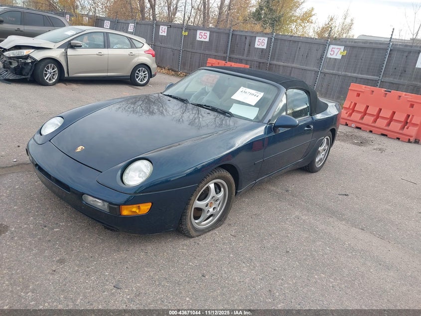 WP0CA2965NS840140 1992 PORSCHE 968 photo no. 2