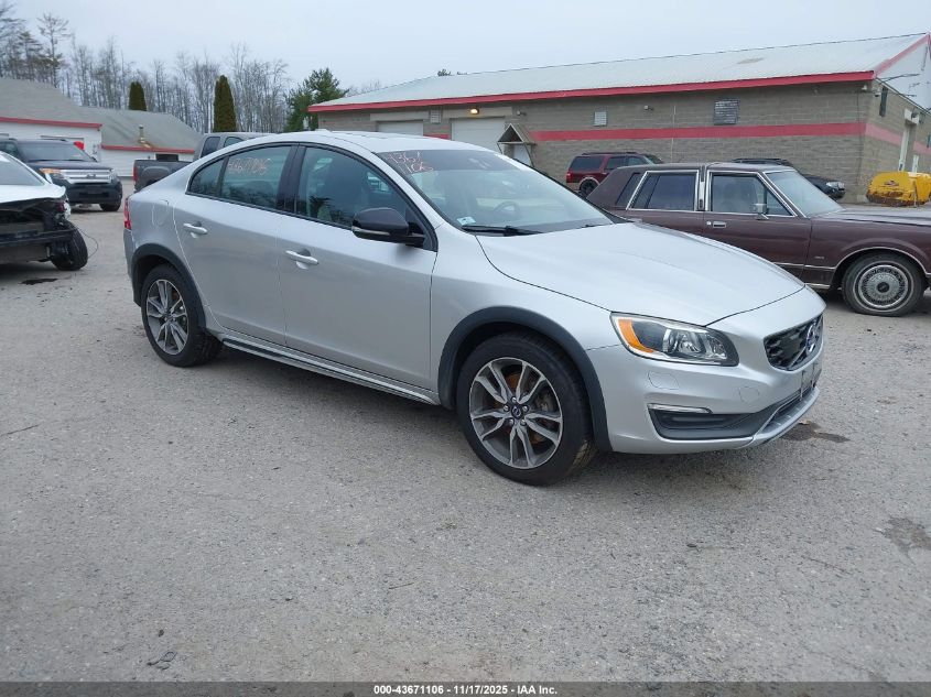 VOLVO S60 T5 PLATINUM