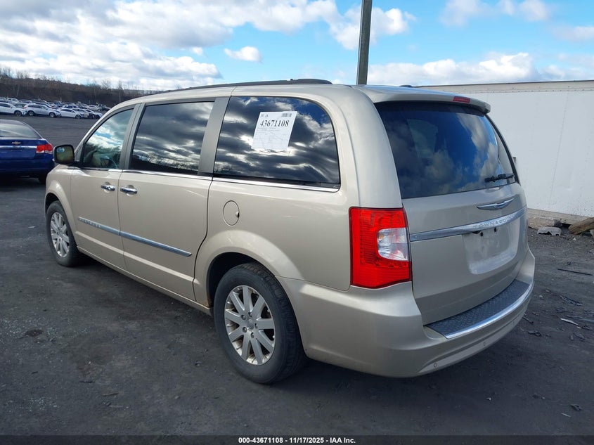 2C4RC1CG6CR393316 2012 CHRYSLER TOWN & COUNTRY photo no. 3