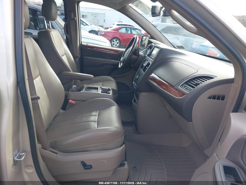 2C4RC1CG6CR393316 2012 CHRYSLER TOWN & COUNTRY photo no. 5