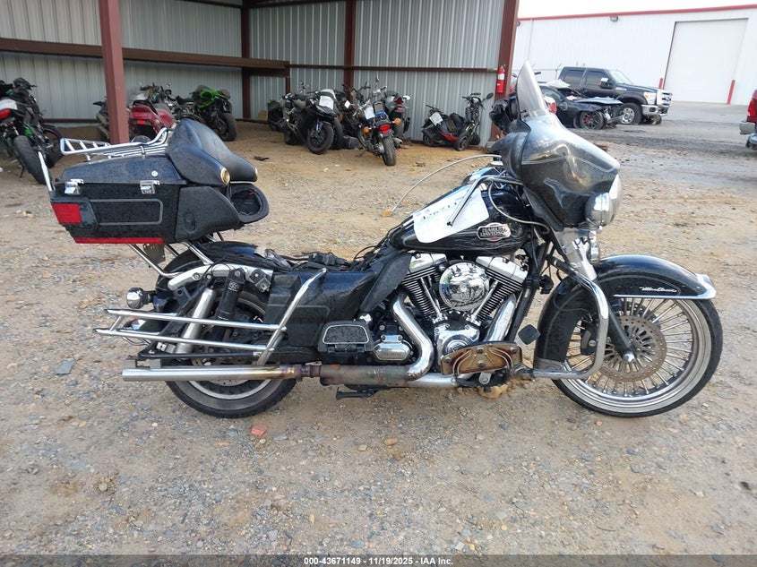 2009 Harley-Davidson Flhtcu VIN: 1HD1FC4199Y642981 Lot: 43671149