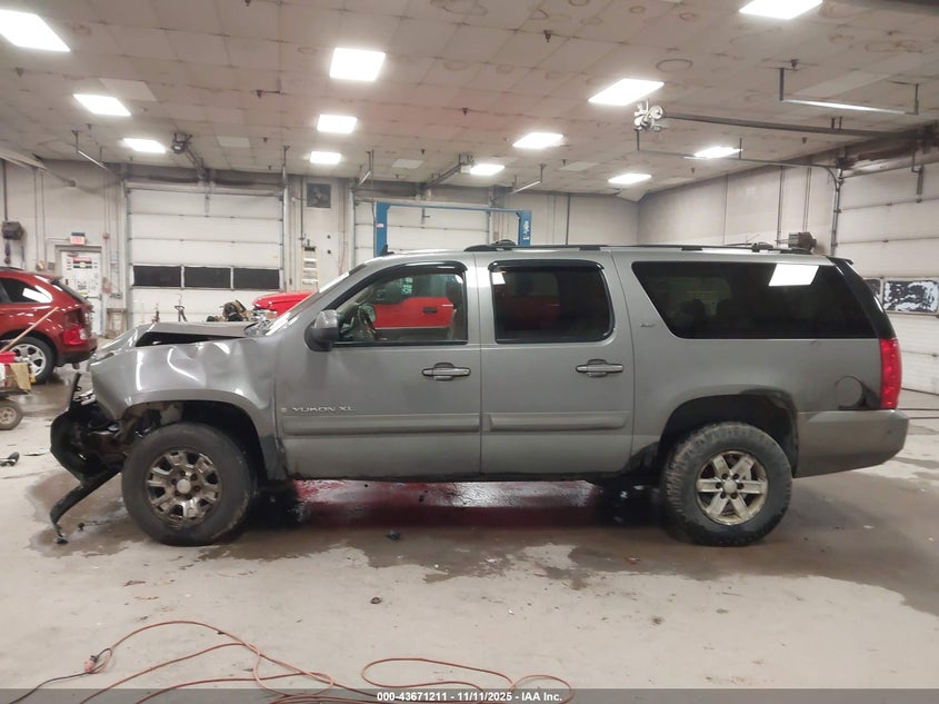 2007 GMC Yukon Xl 1500 Slt VIN: 1GKFK16317J269869 Lot: 43671211