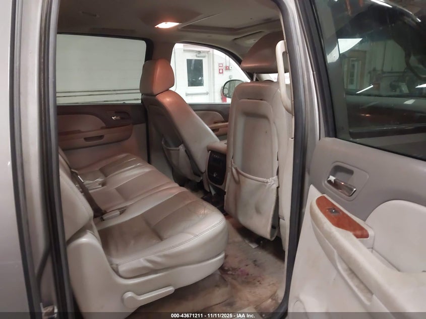 2007 GMC Yukon Xl 1500 Slt VIN: 1GKFK16317J269869 Lot: 43671211