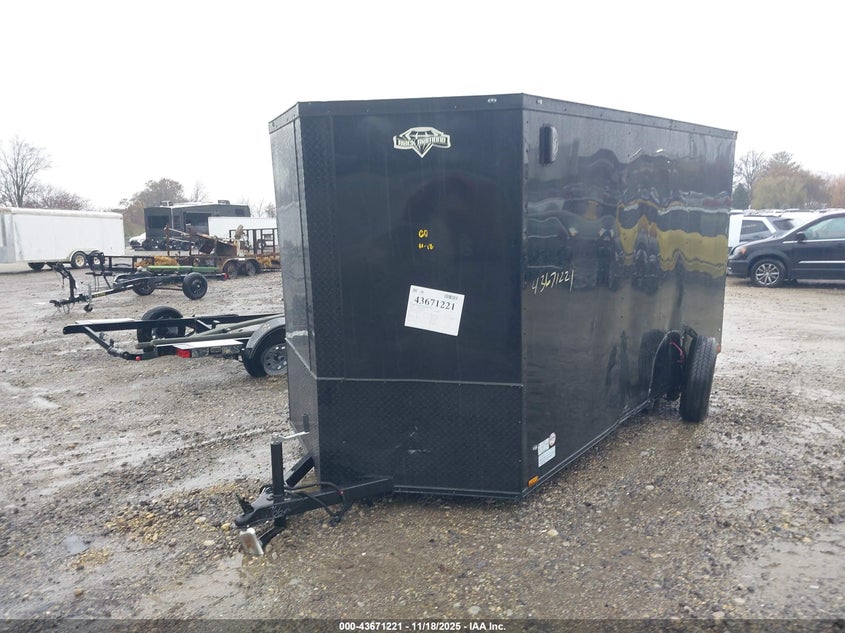 53NBE1217R1107662 2024 Diamond Cargo photo 1