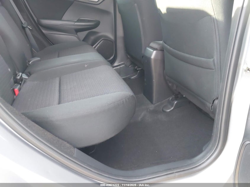 2020 Honda Fit Lx VIN: 3HGGK5H45LM721141 Lot: 43671223