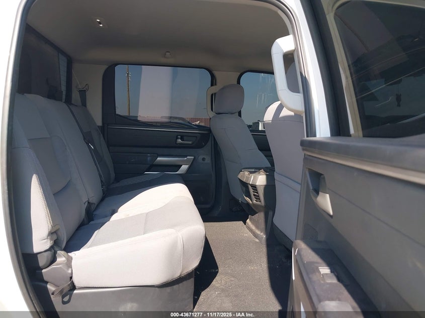5TFLA5DB6PX105176 2023 TOYOTA TUNDRA photo no. 8