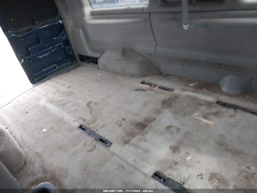 2000 Chevrolet Express VIN: 1GNFG15M7Y1191016 Lot: 43671299