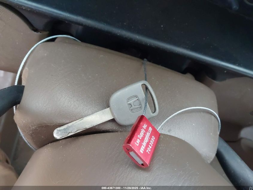 2004 Honda Cr-V Lx VIN: JHLRD68454C015557 Lot: 43671300