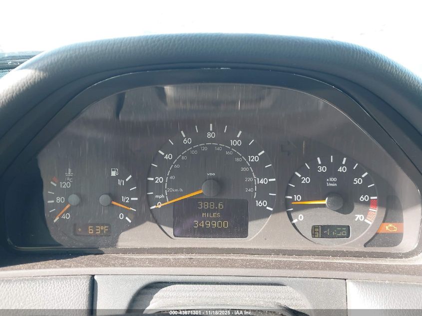 2001 Mercedes-Benz E 320 VIN: WDBJF65J81B284389 Lot: 43671301