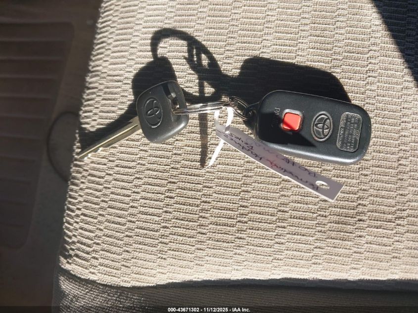 2005 Toyota Camry Le VIN: 4T1BE32K45U012819 Lot: 43671302