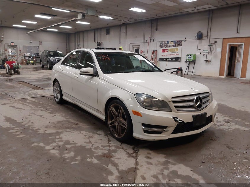 MERCEDES-BENZ C-CLASS SPORT 4MATIC