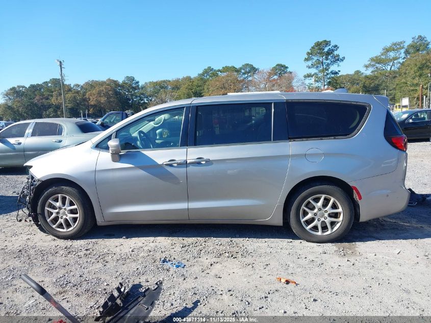 2020 Chrysler Pacifica Touring VIN: 2C4RC1FG5LR159373 Lot: 43671314