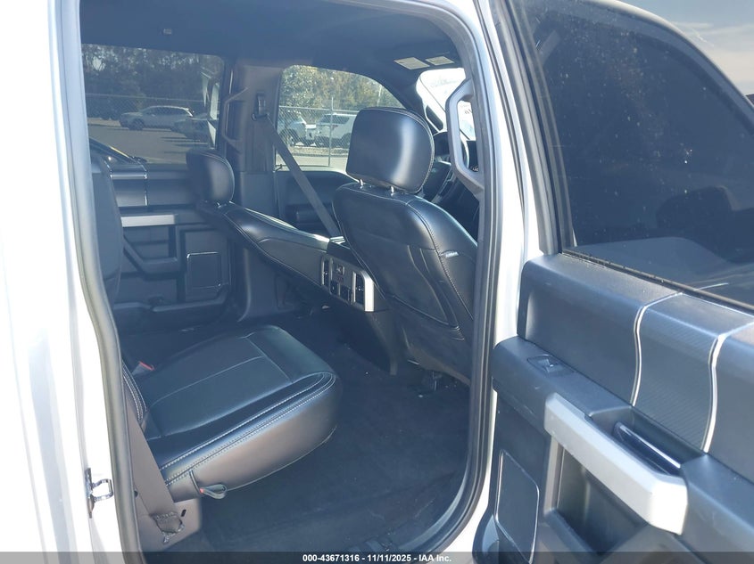 1FTEW1E57KFA92805 2019 FORD F-150 photo no. 8