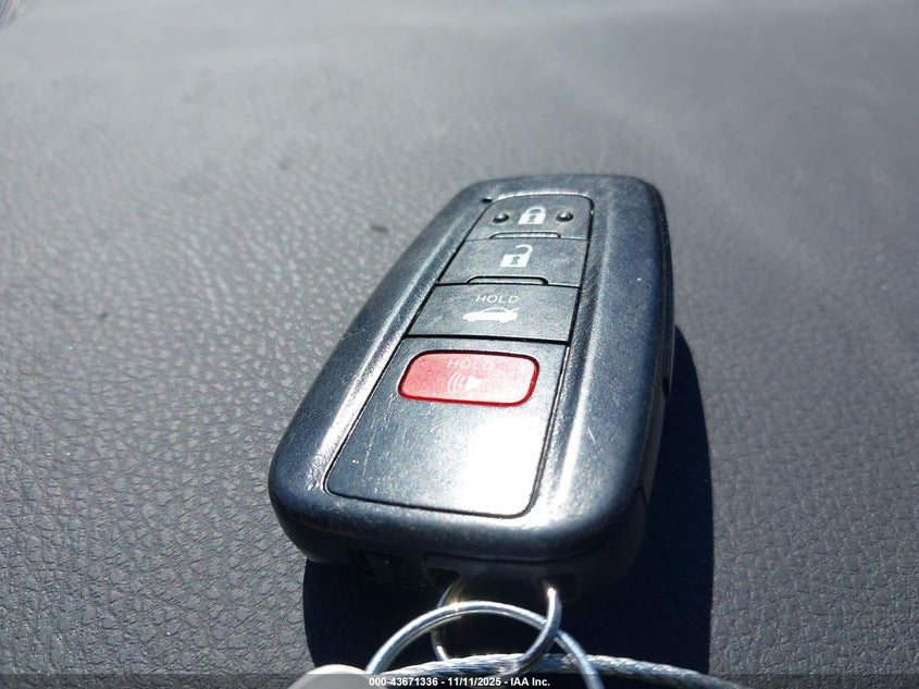 2022 TOYOTA CAMRY LE 4T1R11AK4NU690485