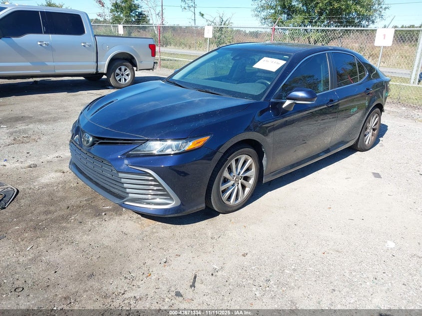2022 TOYOTA CAMRY LE 4T1R11AK4NU690485