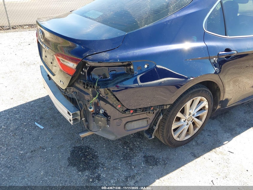 2022 TOYOTA CAMRY LE 4T1R11AK4NU690485