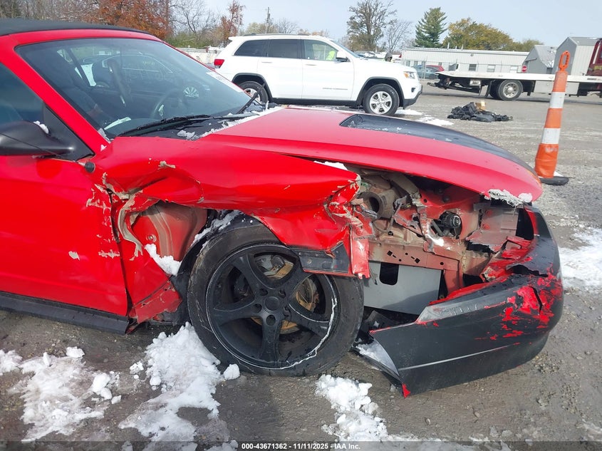 2001 Ford Mustang VIN: 1FAFP44451F142732 Lot: 43671362