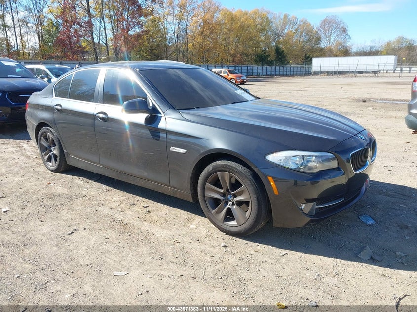 2013 BMW 528I XDRIVE - WBAXH5C5XDDW12407