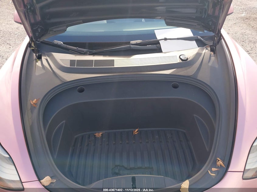 2022 Tesla Model 3 Long Range Dual Motor All-Wheel Drive VIN: 5YJ3E1EB0NF250894 Lot: 43671402