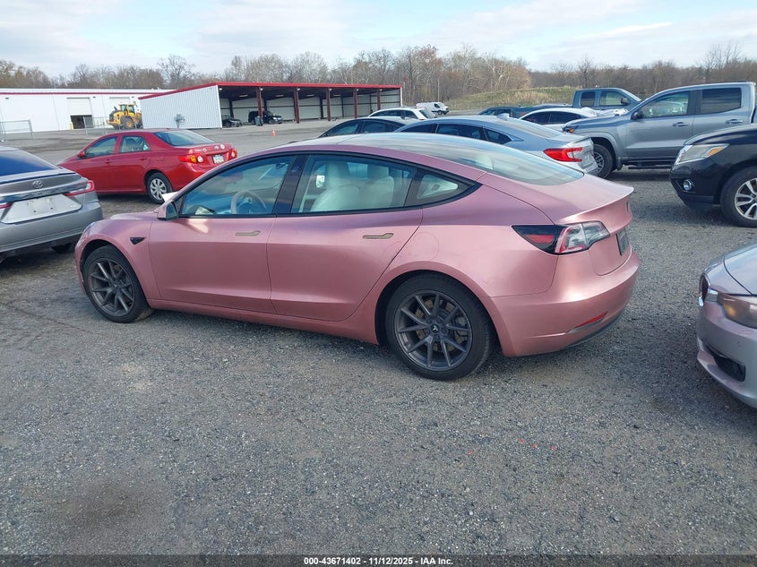 2022 Tesla Model 3 Long Range Dual Motor All-Wheel Drive VIN: 5YJ3E1EB0NF250894 Lot: 43671402