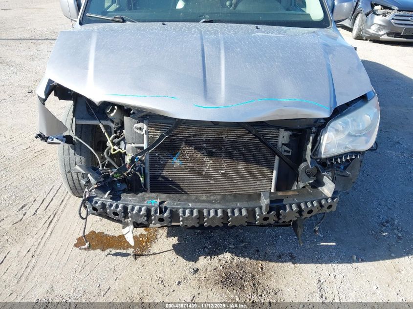 2013 Chrysler Town & Country Touring VIN: 2C4RC1BG4DR555270 Lot: 43671439