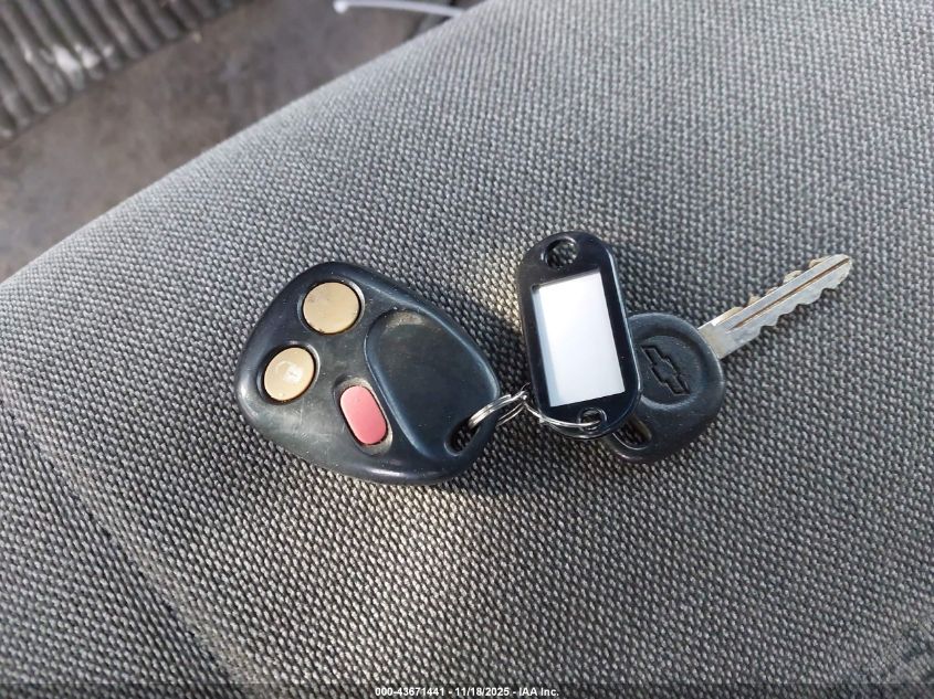 2003 Chevrolet Trailblazer Ls VIN: 1GNDT13S332411808 Lot: 43671441