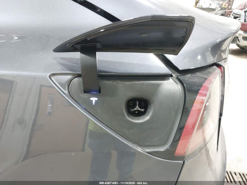 2022 Tesla Model 3 Long Range Dual Motor All-Wheel Drive VIN: 5YJ3E1EB8NF289538 Lot: 43671453