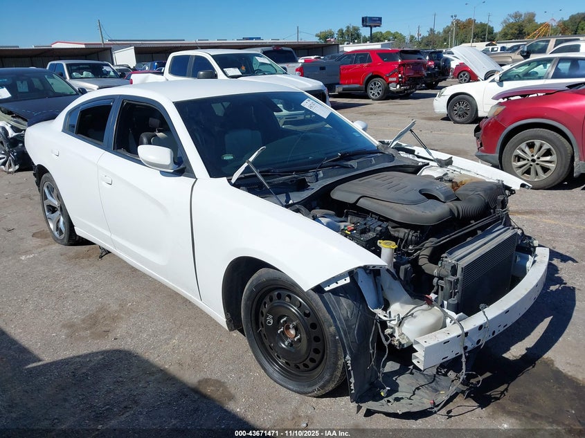 DODGE CHARGER SXT RWD