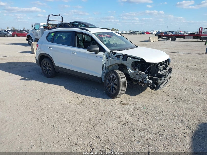 VOLKSWAGEN TAOS 1.5T S